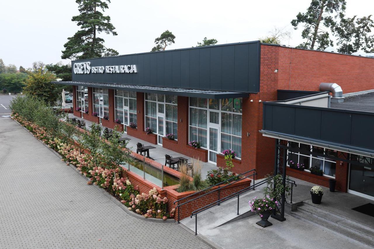 Hotel Greys Polonia Zasutowo Exterior photo