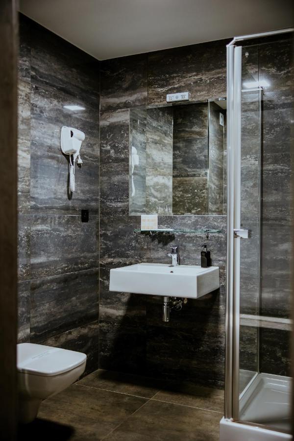 Hotel Greys Polonia Zasutowo Exterior photo